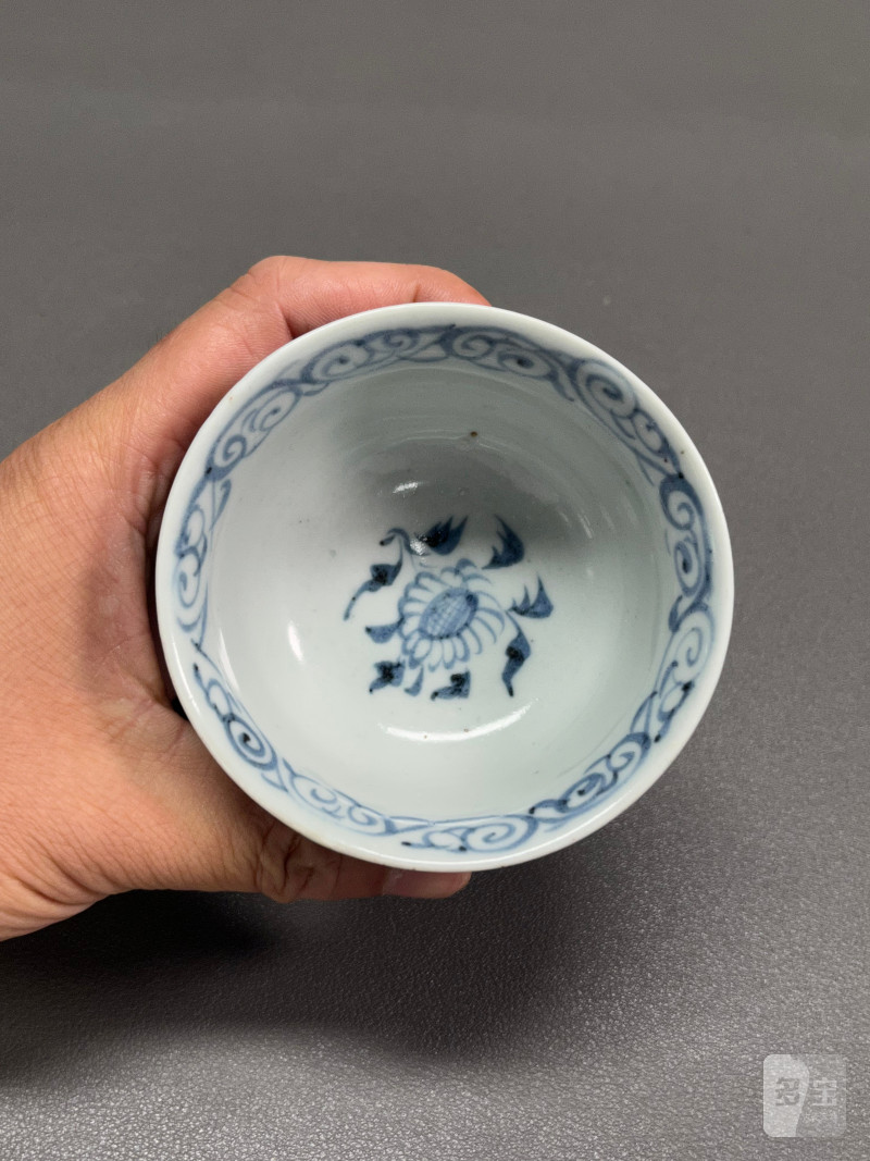 元  青花花卉纹高足杯 - 图9